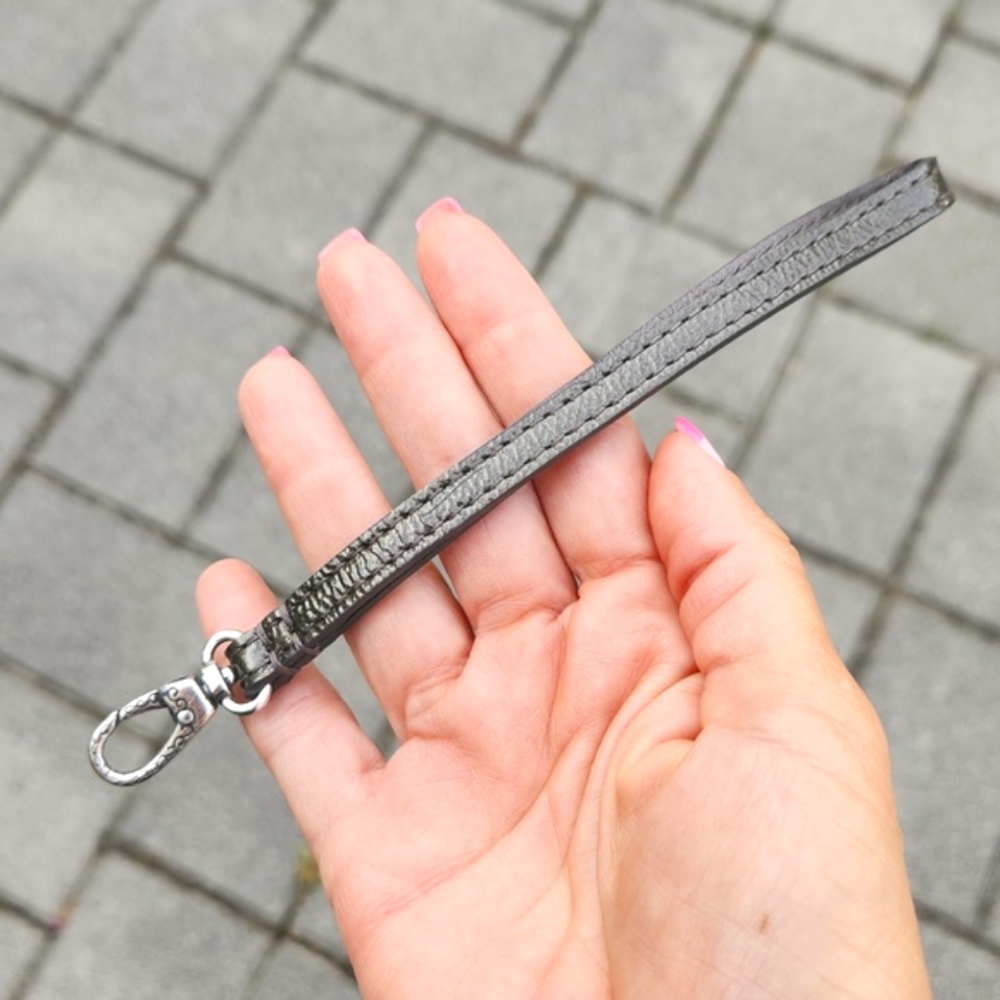 Brighton Gray Textured Leather Wristlet Strap